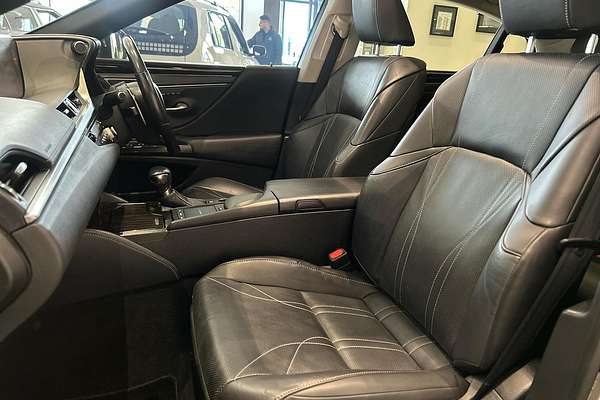 2020 Lexus ES ES300h Sports Luxury AXZH10R
