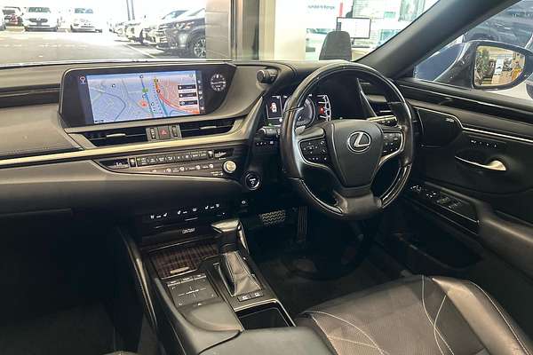 2020 Lexus ES ES300h Sports Luxury AXZH10R