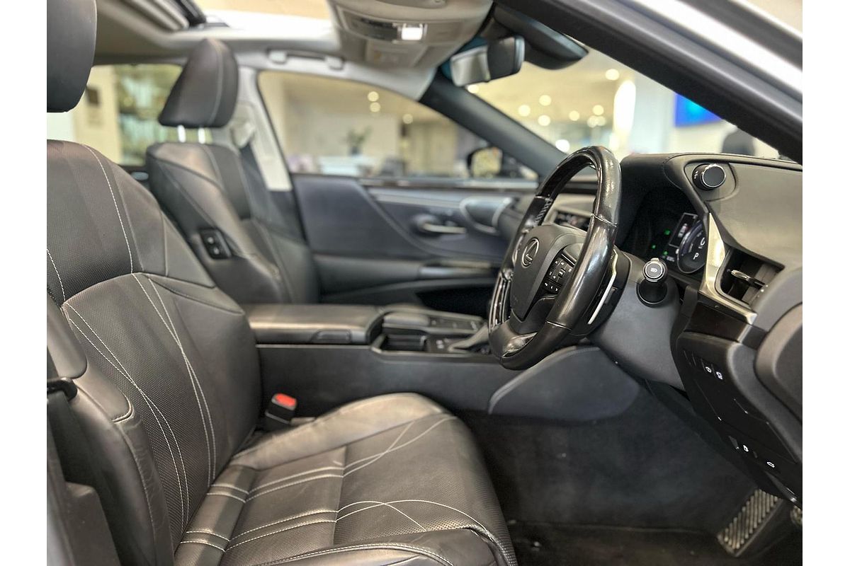 2020 Lexus ES ES300h Sports Luxury AXZH10R