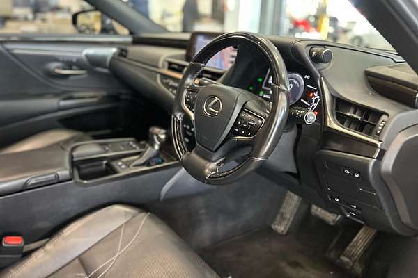 2020 Lexus ES ES300h Sports Luxury AXZH10R