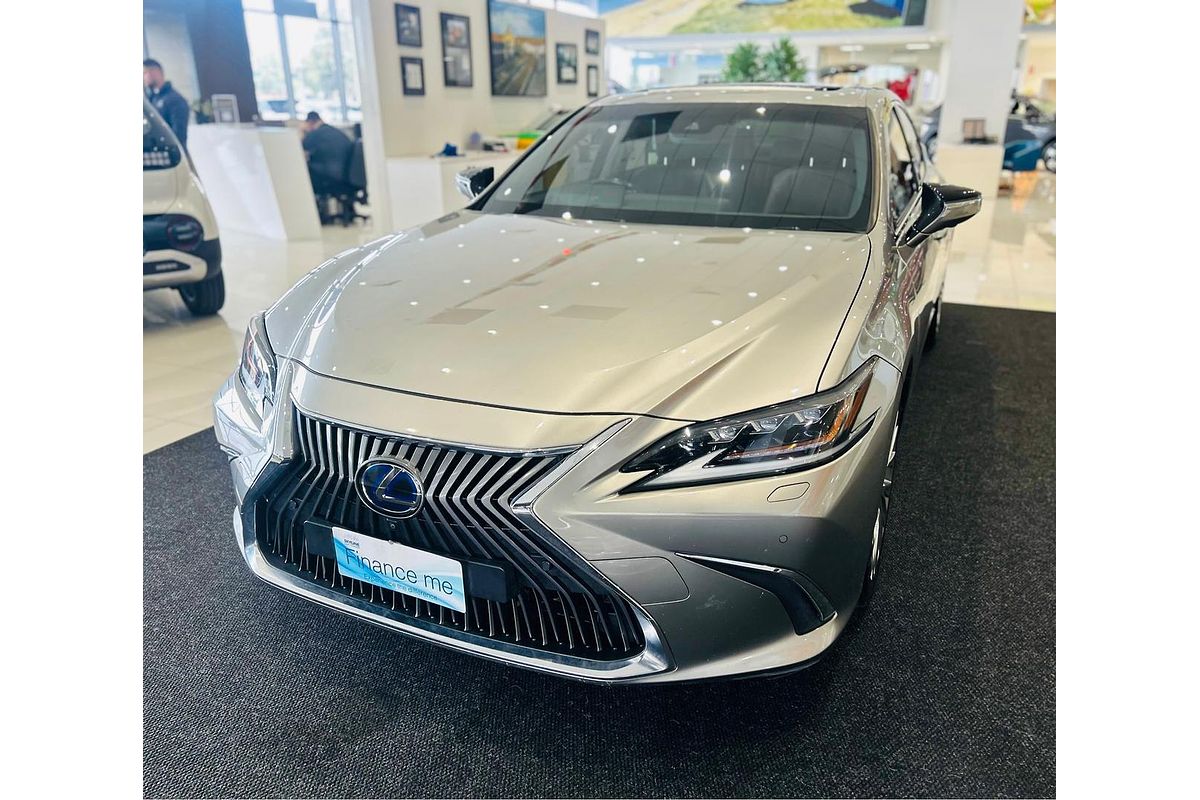 2020 Lexus ES ES300h Sports Luxury AXZH10R