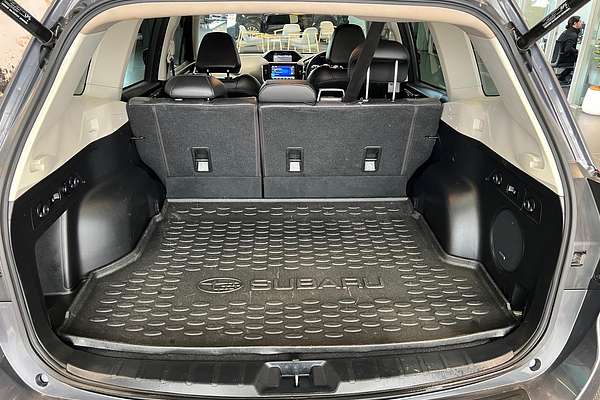 2020 Subaru Forester 2.5i-S S5