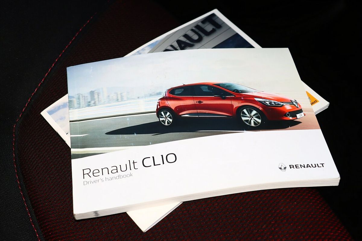 2016 Renault Clio Authentique IV B98
