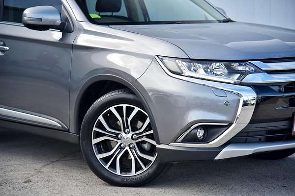 2017 Mitsubishi Outlander Exceed ZK