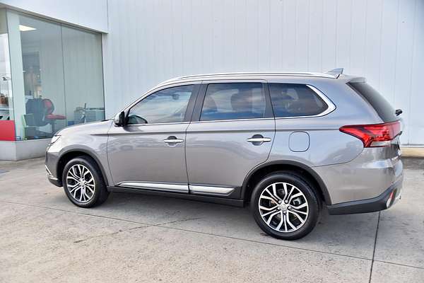 2017 Mitsubishi Outlander Exceed ZK