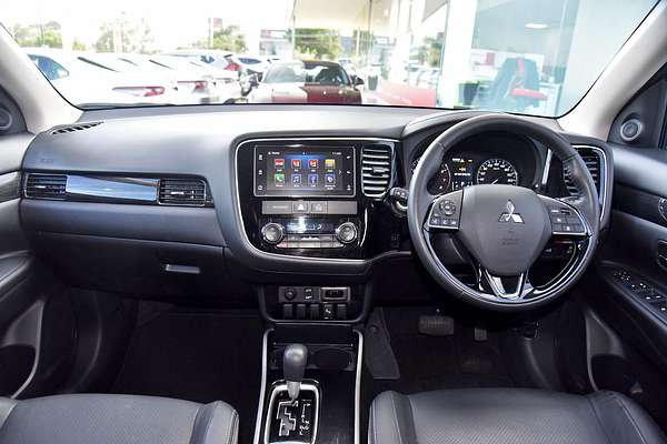 2017 Mitsubishi Outlander Exceed ZK