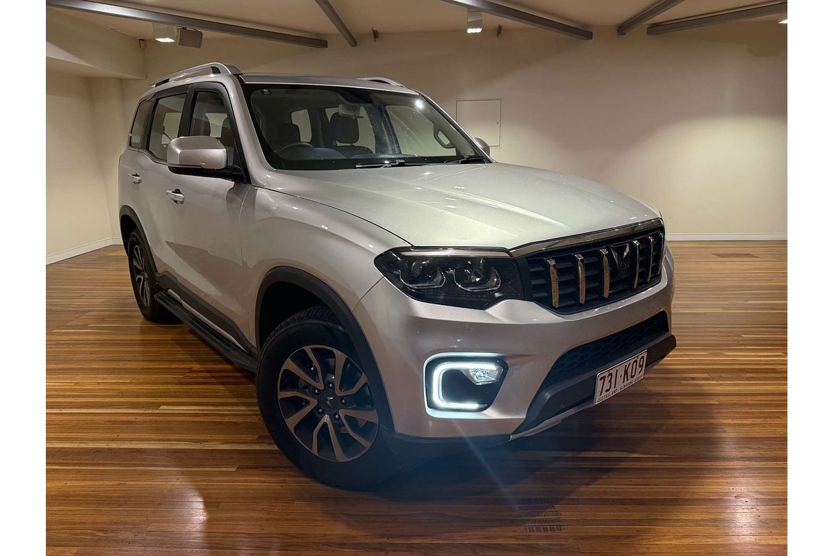 2023 Mahindra Scorpio Z8
