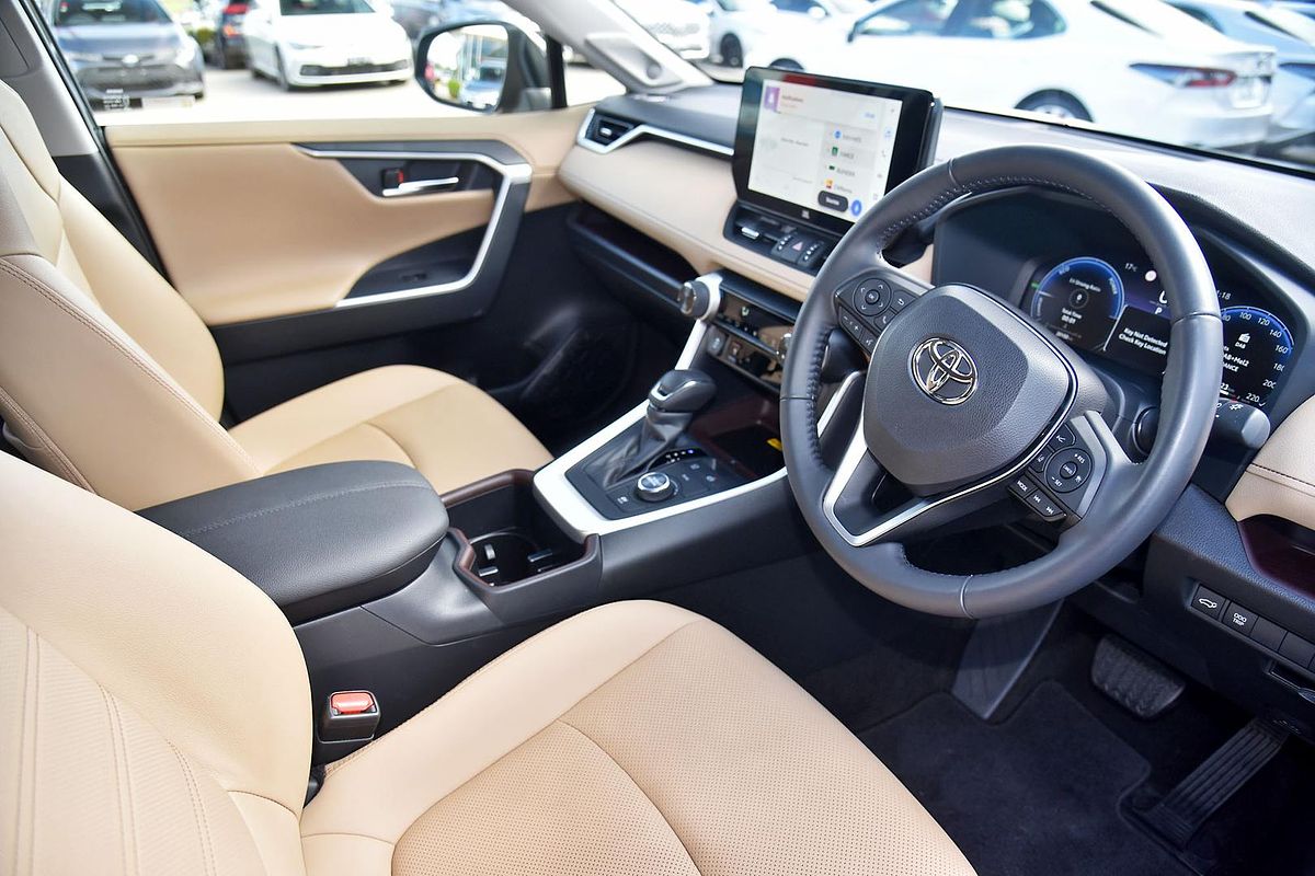 2024 Toyota RAV4 Cruiser AXAH54R