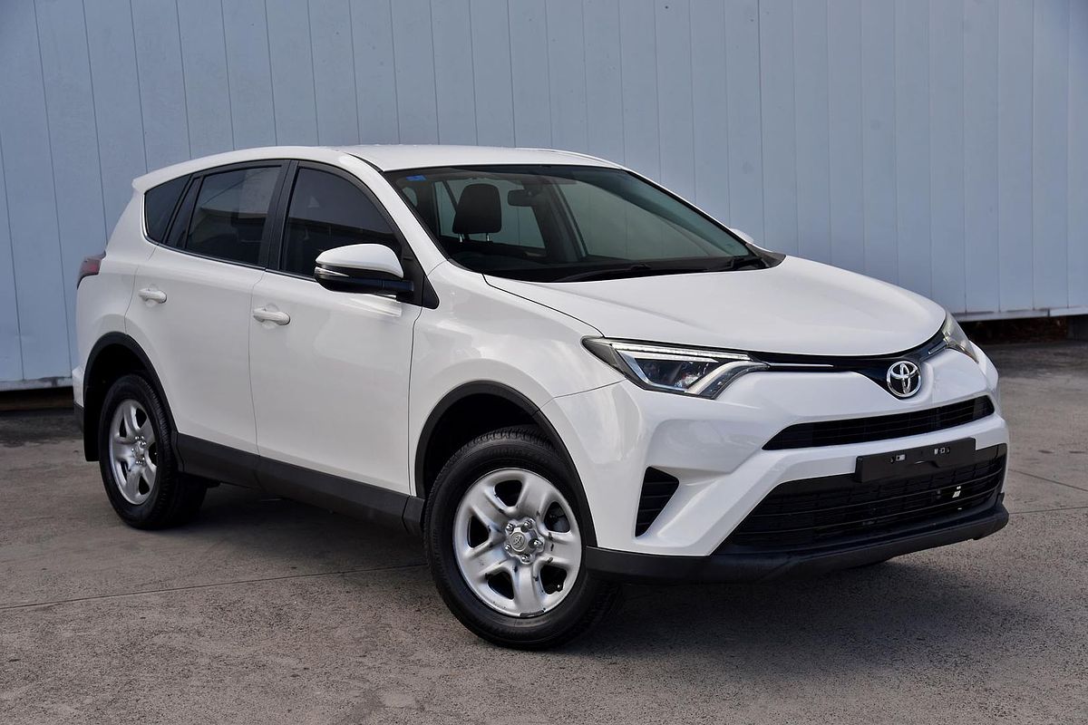 2017 Toyota RAV4 GX ZSA42R
