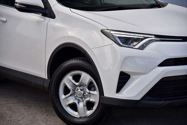 2017 Toyota RAV4 GX ZSA42R