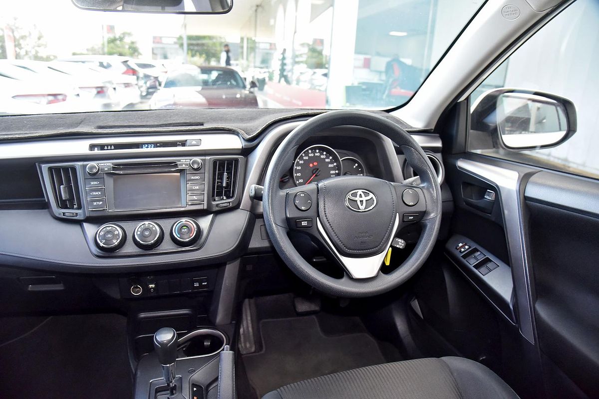 2017 Toyota RAV4 GX ZSA42R