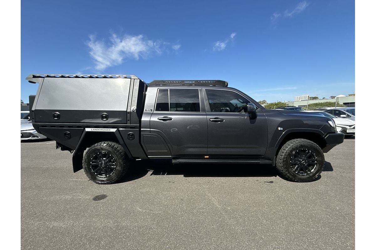 2023 Toyota Landcruiser VX FJA300R