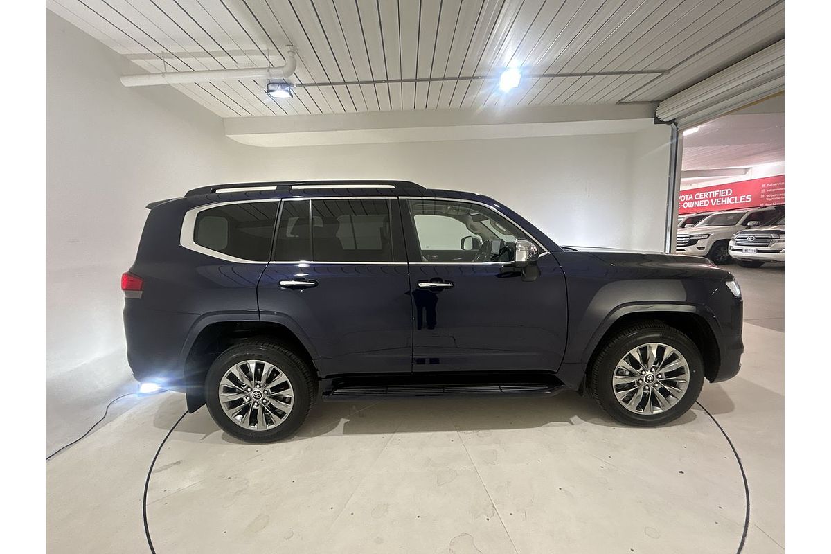 2022 Toyota Landcruiser Sahara ZX FJA300R