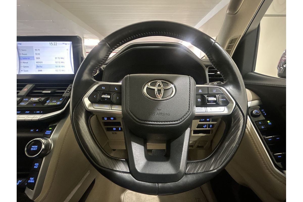 2022 Toyota Landcruiser Sahara ZX FJA300R