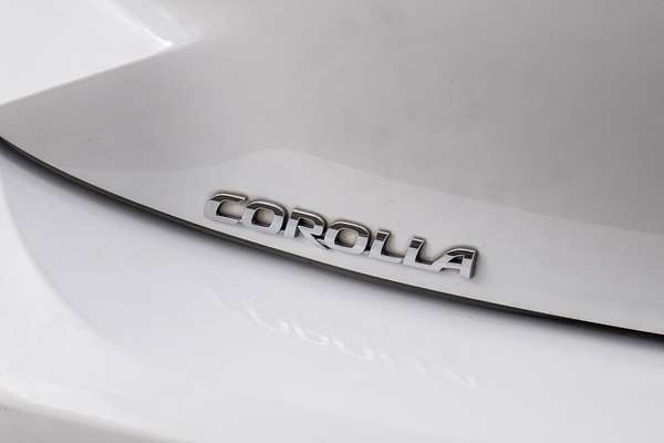 2023 Toyota Corolla SX Hybrid ZWE219R