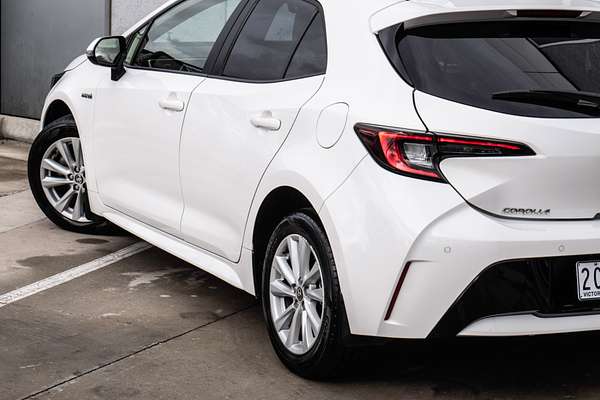 2023 Toyota Corolla SX Hybrid ZWE219R