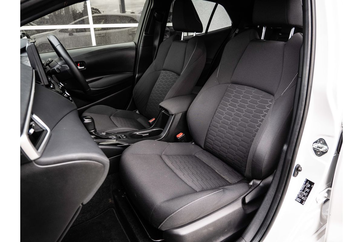 2023 Toyota Corolla SX Hybrid ZWE219R