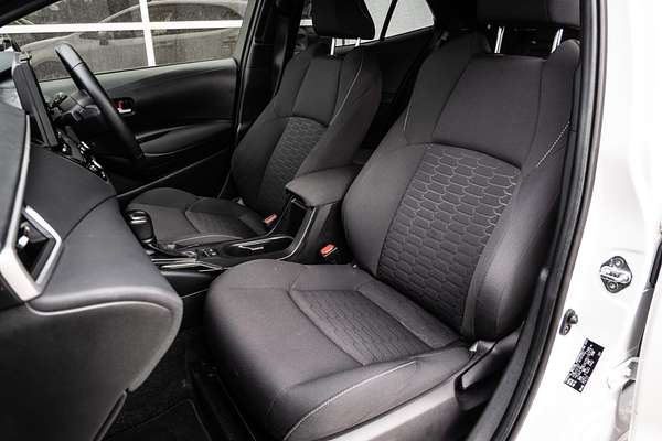 2023 Toyota Corolla SX Hybrid ZWE219R