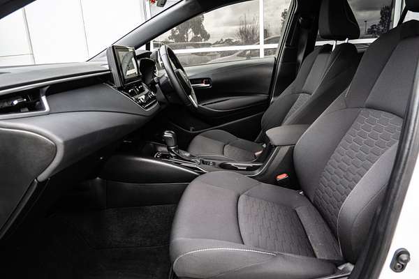 2023 Toyota Corolla SX Hybrid ZWE219R