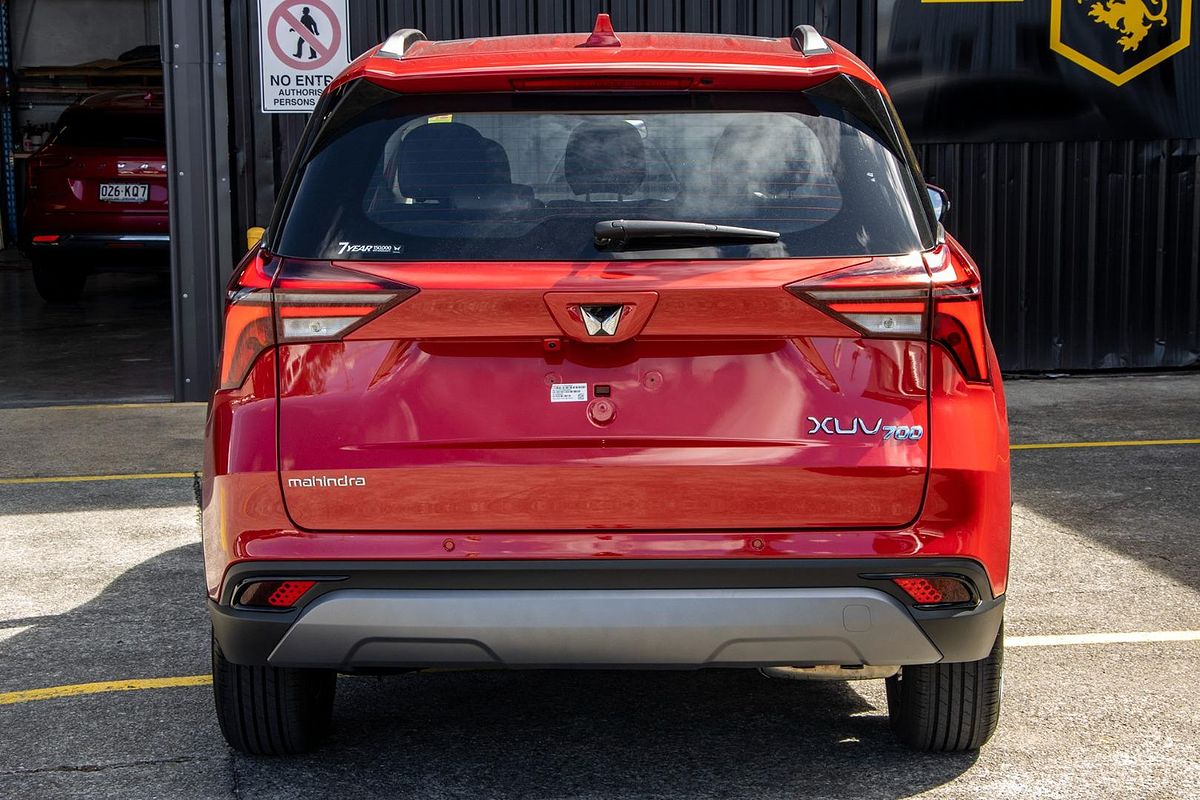 2025 Mahindra XUV700 AX7L