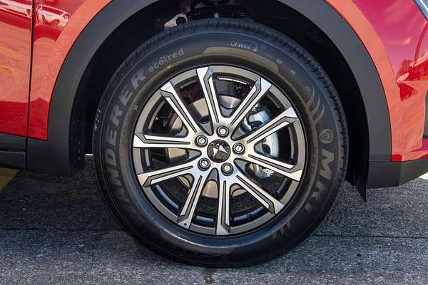 2025 Mahindra XUV700 AX7L
