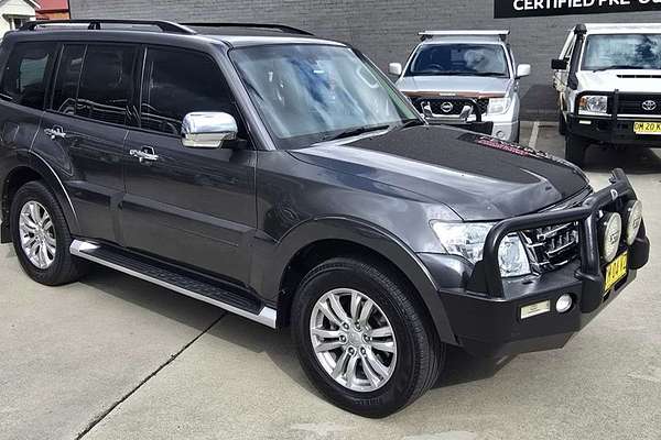 2017 Mitsubishi Pajero GLS NX