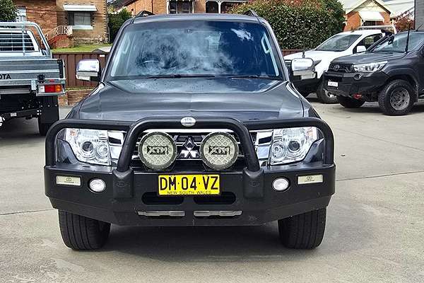 2017 Mitsubishi Pajero GLS NX