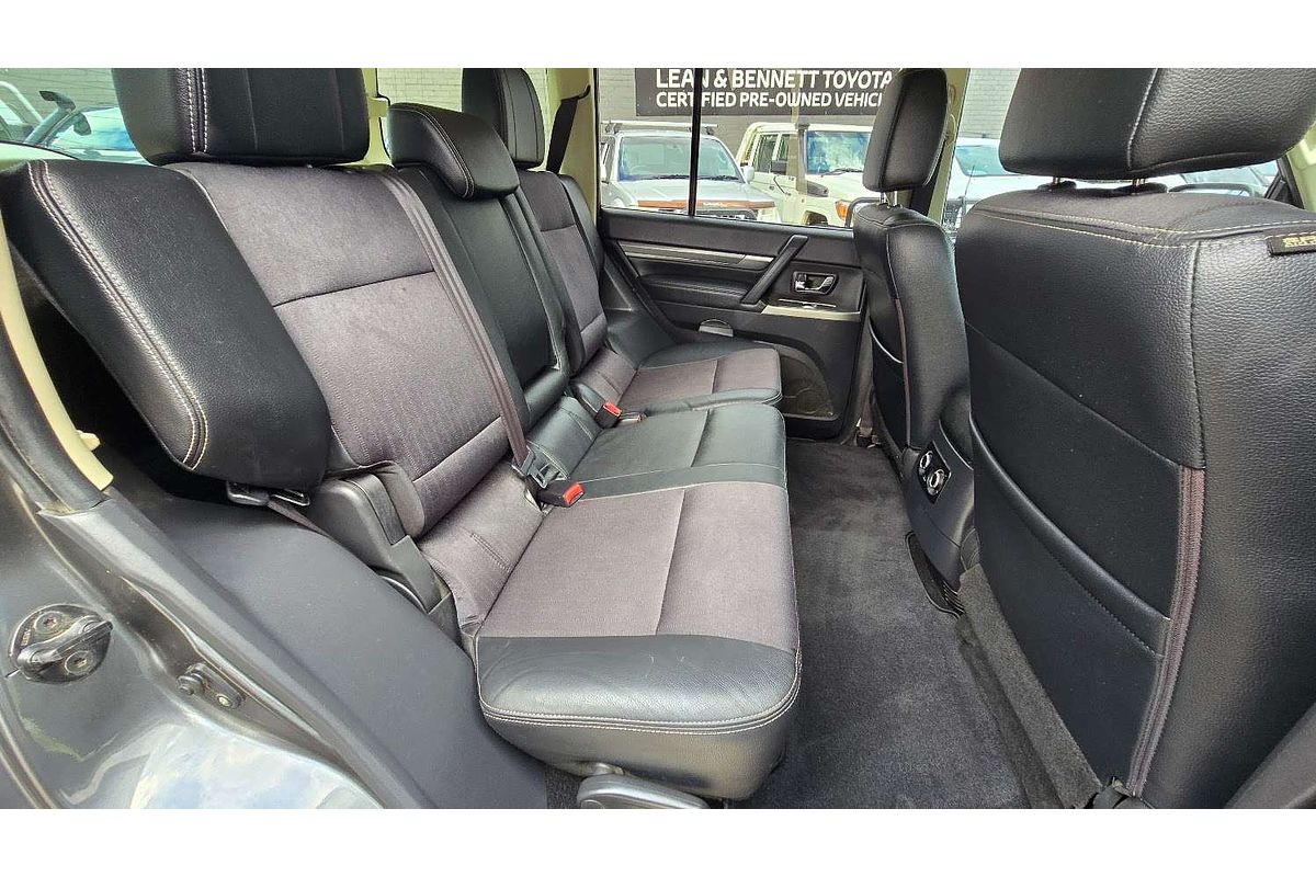 2017 Mitsubishi Pajero GLS NX