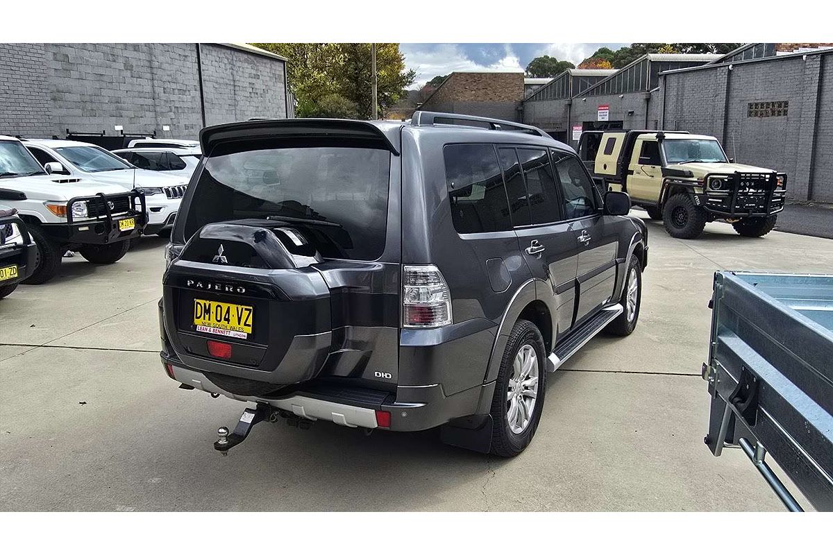 2017 Mitsubishi Pajero GLS NX