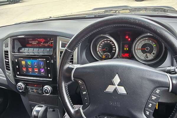 2017 Mitsubishi Pajero GLS NX