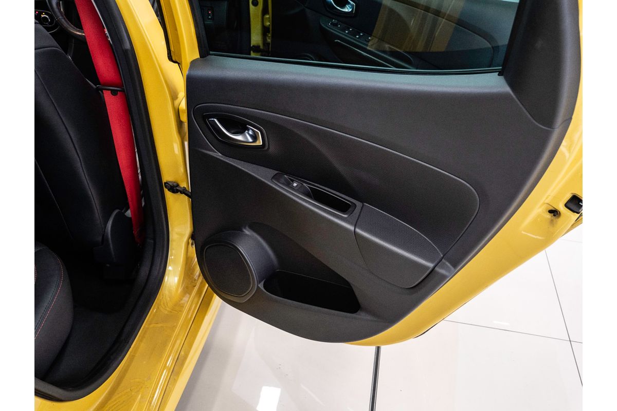 2016 Renault Clio R.S. 220 Trophy IV B98