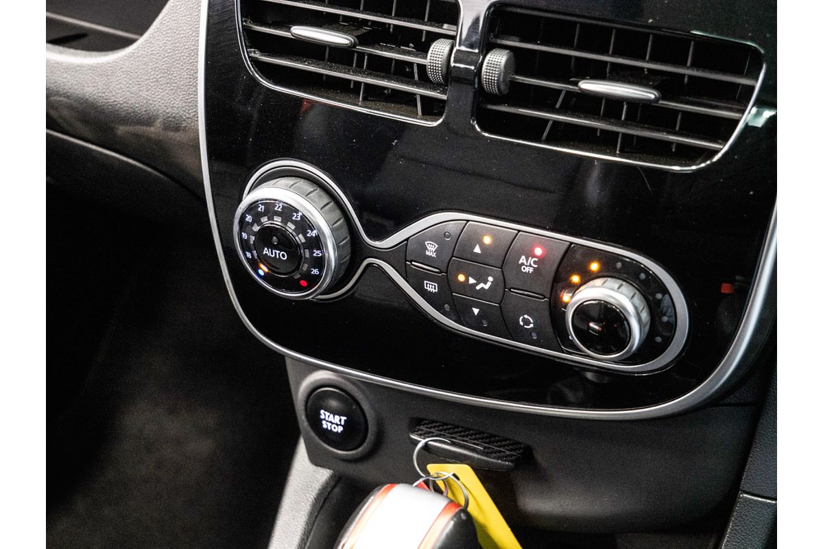 2016 Renault Clio R.S. 220 Trophy IV B98