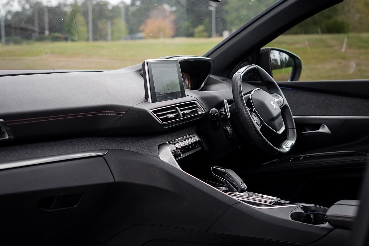 2020 Peugeot 5008 GT Line P87