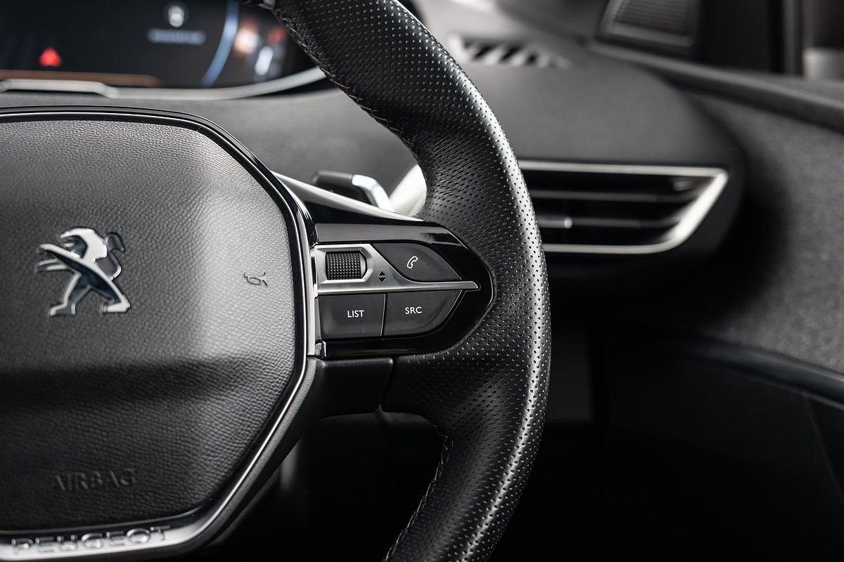 2020 Peugeot 5008 GT Line P87