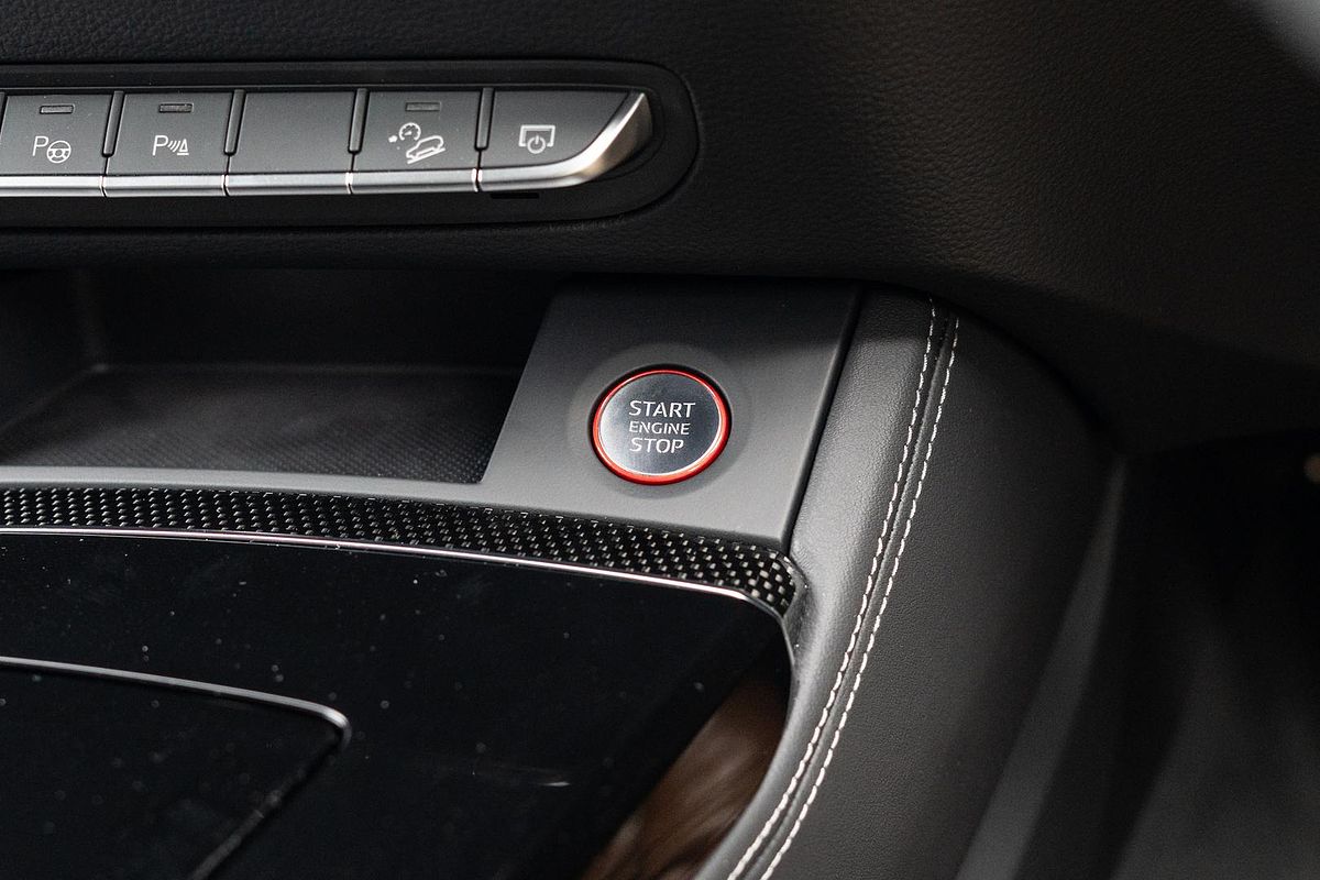2024 Audi SQ5 TDI FY