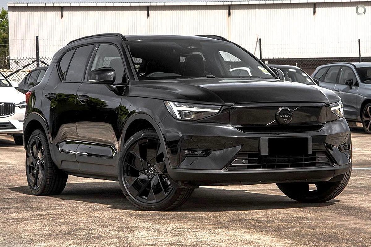 2025 Volvo EX40 Black Edition