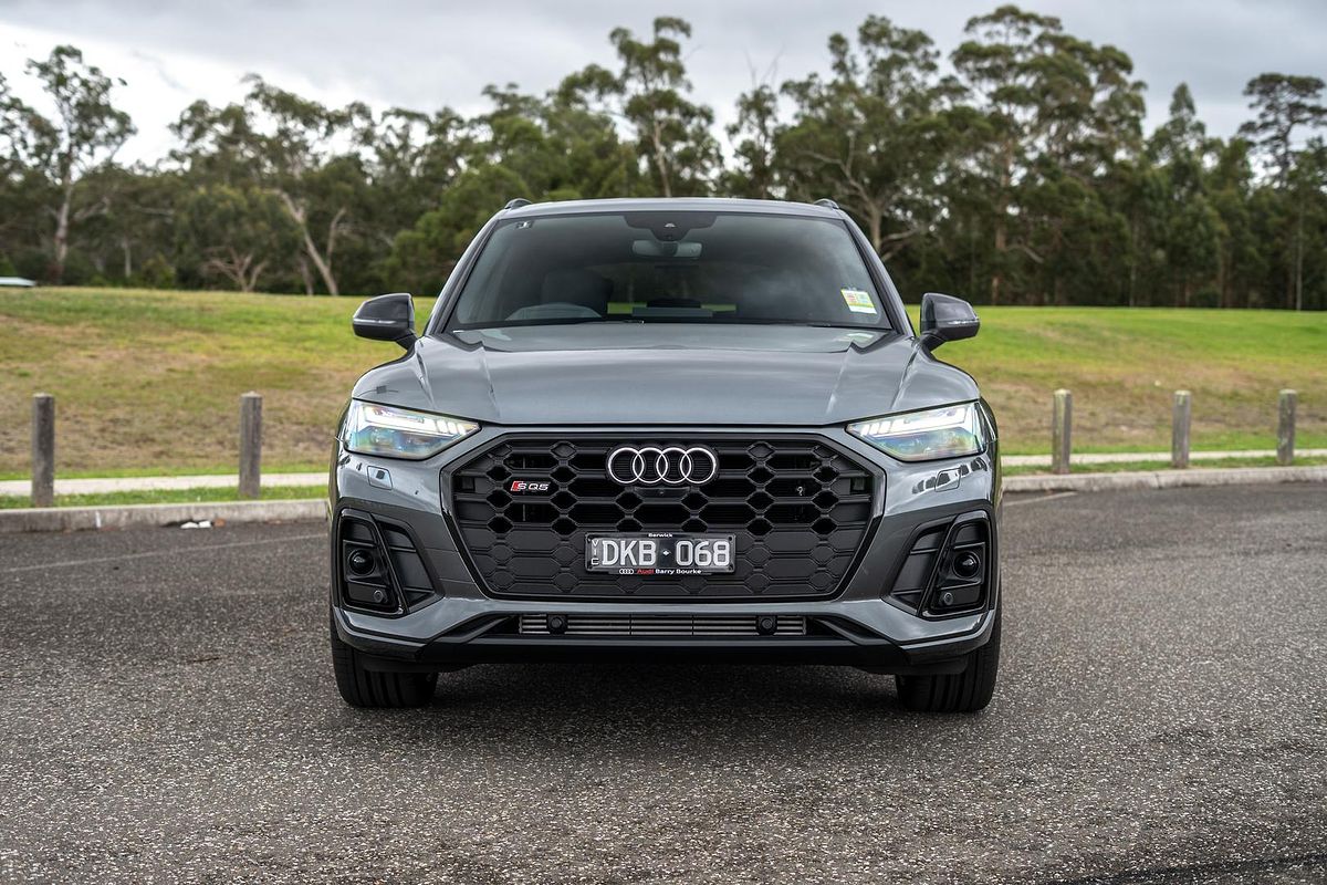 2025 Audi SQ5 TFSI FY