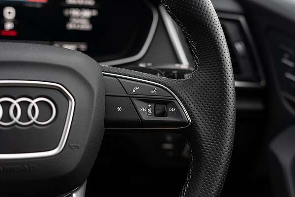 2025 Audi SQ5 TFSI FY