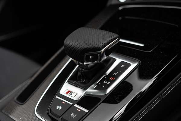2025 Audi SQ5 TFSI FY