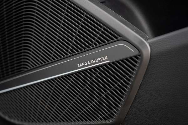 2025 Audi SQ5 TFSI FY