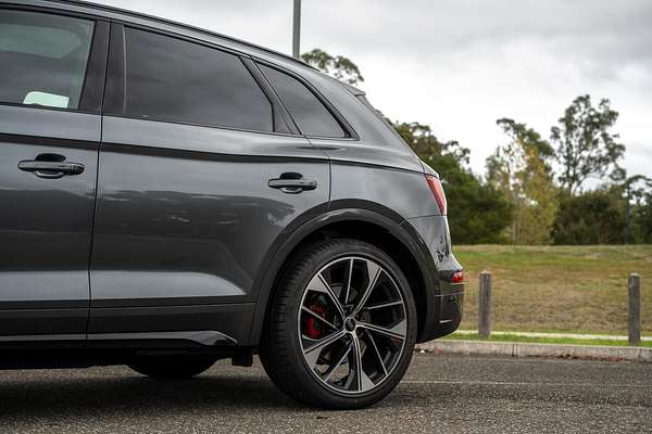 2025 Audi SQ5 TFSI FY