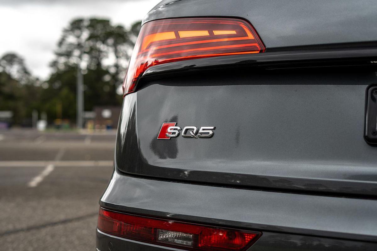 2025 Audi SQ5 TFSI FY