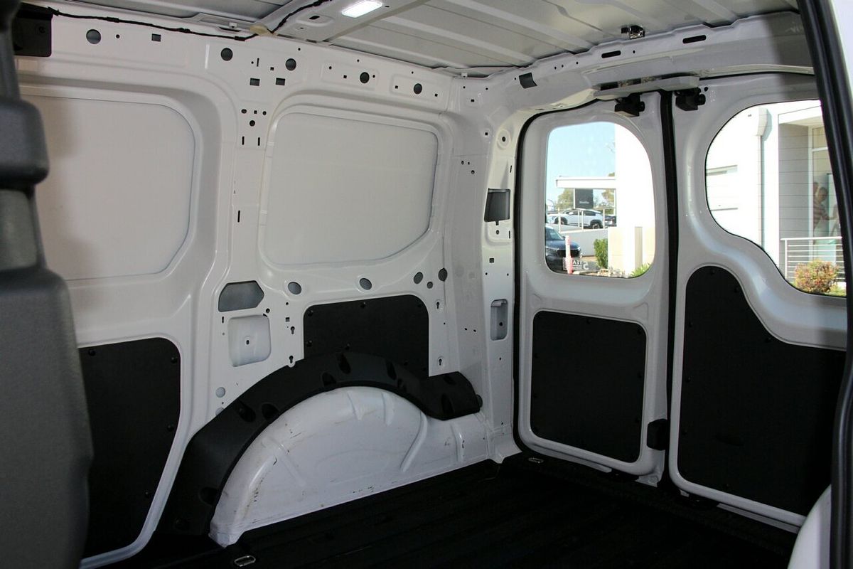 2023 Volkswagen Caddy TSI220 5 SWB