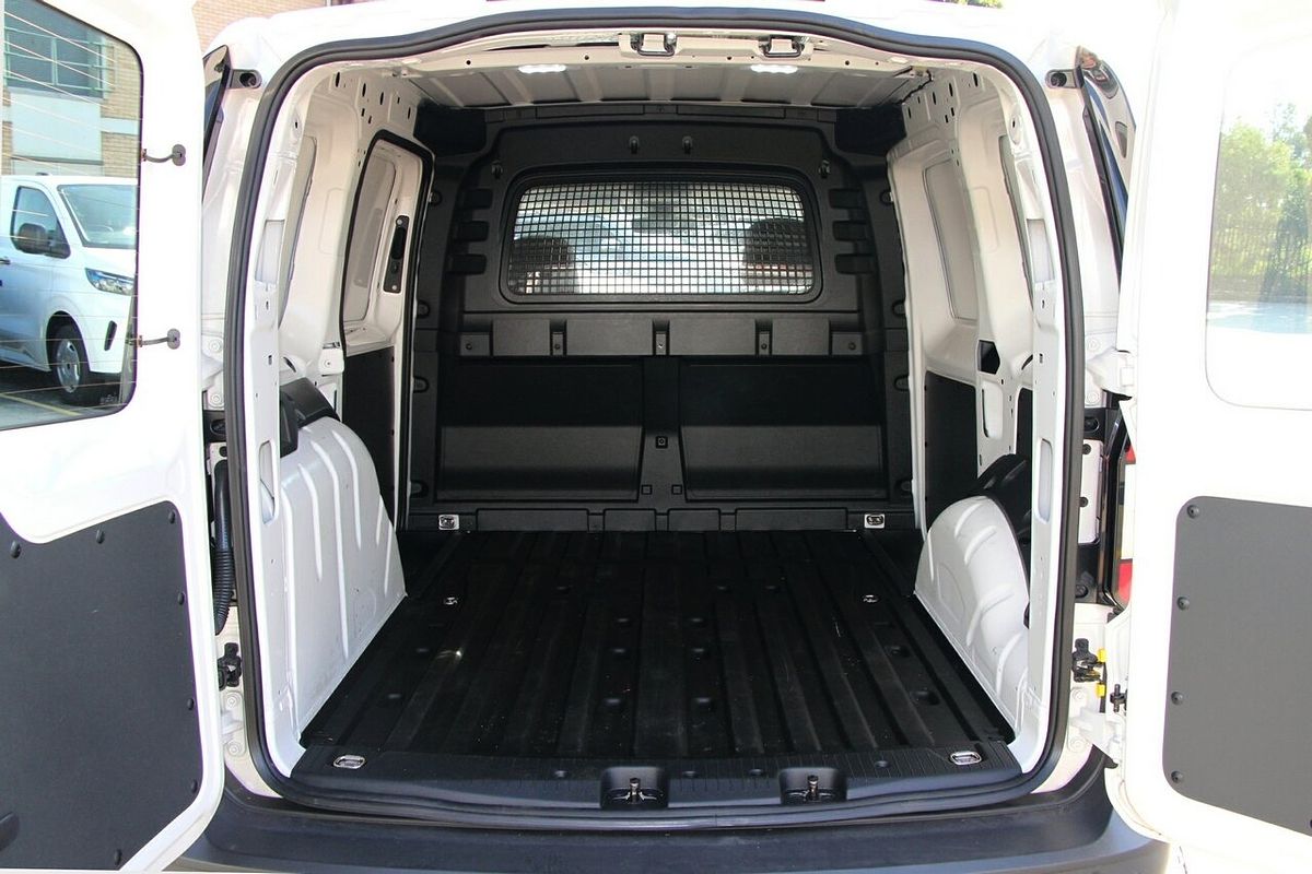 2023 Volkswagen Caddy TSI220 5 SWB