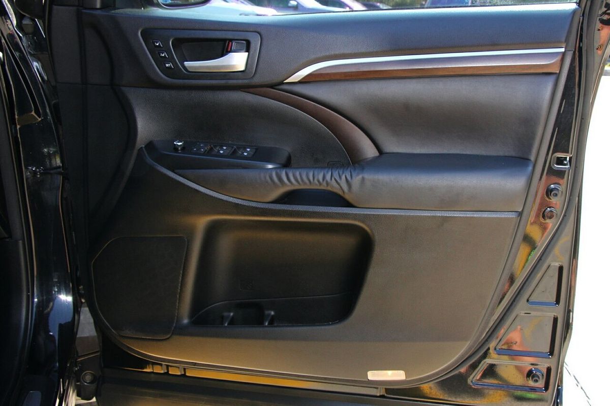 2016 Toyota Kluger Grande GSU50R
