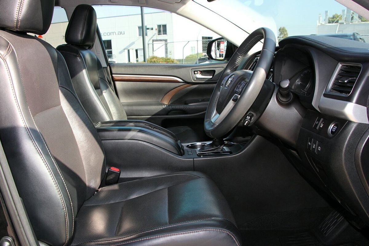 2016 Toyota Kluger Grande GSU50R
