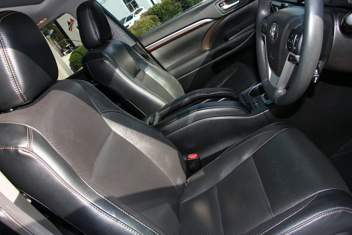 2016 Toyota Kluger Grande GSU50R