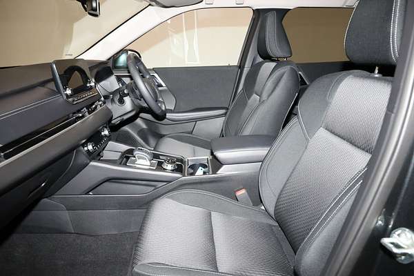 2024 Mitsubishi Outlander LS ZM