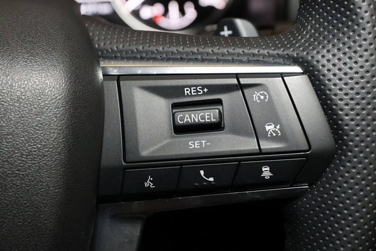 2024 Mitsubishi Outlander LS ZM
