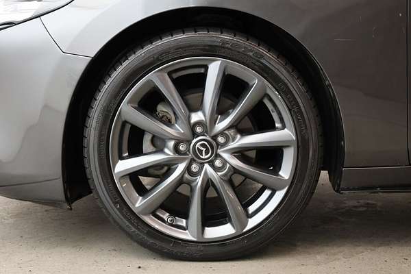 2024 Mitsubishi Outlander LS ZM